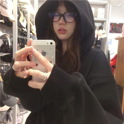 真相背后：虚假新闻与信息的代价